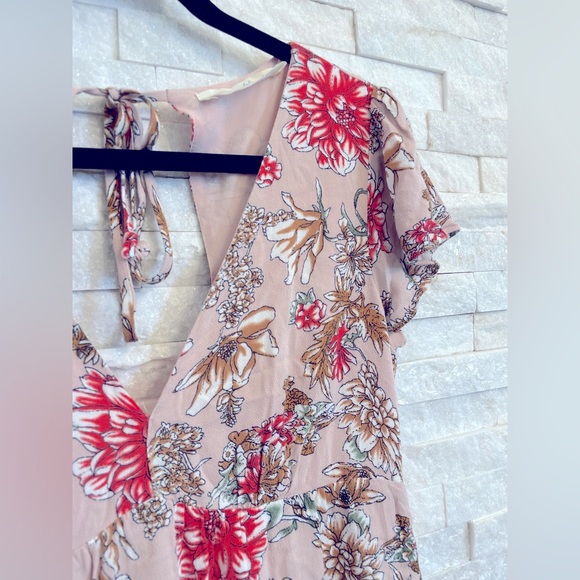 Lela Sky Ruffle Cap Sleeve Floral Dress with Open Back - Picture 3 of 6